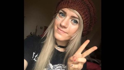 En Twitter, la etiqueta #savemarinajoyce se ha vuelto viral.