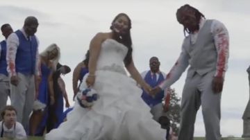 Una boda peculiar, la del jugador de la NFL, D'Angelo Williams.