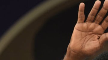 Pelé entiende lo que siente Messi pero le pide recapacitar y no dejar a la "Albiceleste".