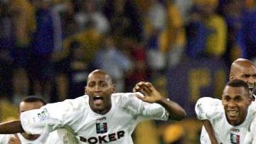 Once Caldas en el festejo de la Copa Libertadores de 2004. ¿Podrá Independiente del Valle repetir la historia?