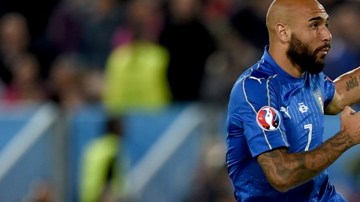 El italiano Simone Zaza protagonizó uno de los momentos más embarazosos de la Euro 2016.