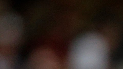 Joe Girardi, aquí pidiéndole la pelota a C.C. Sabathia tras otra mala salida del lanzador, enfrenta una segunda mitad de temporada de mucha presión.