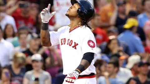 Hanley Ramírez, metió tres jonrones en el juego de los Medias Rojas ante los Gigantes de San Francisco.