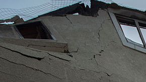 Ruinas de una casa destruida por el incendio en Santa Clarita.