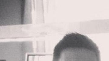 Messi y su peluquero Ariel Bermúdez.