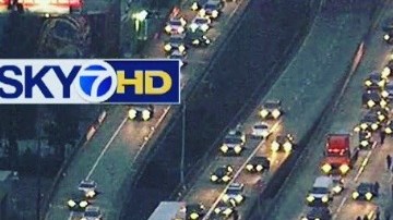 Más de 1,000 personas se montaron en la autopista 880, en protesta contra la brutalidad policial.