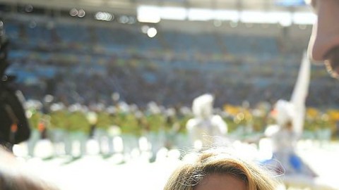 "Ojo, lleva media hora haciéndose una foto", dice Piqué.