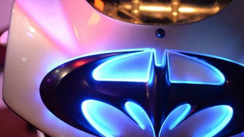En la película "Batman Begins", el héroe encapotado planea por los aires a gran velocidad. Muy peligroso, dicen los científicos. Foto: Getty