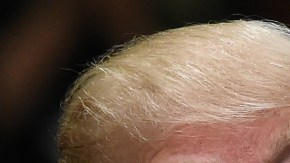 Finalmente, Donald Trump y Salma Hayek no compartieron la mesa que el magnate había pagado a través de una generosa donación.