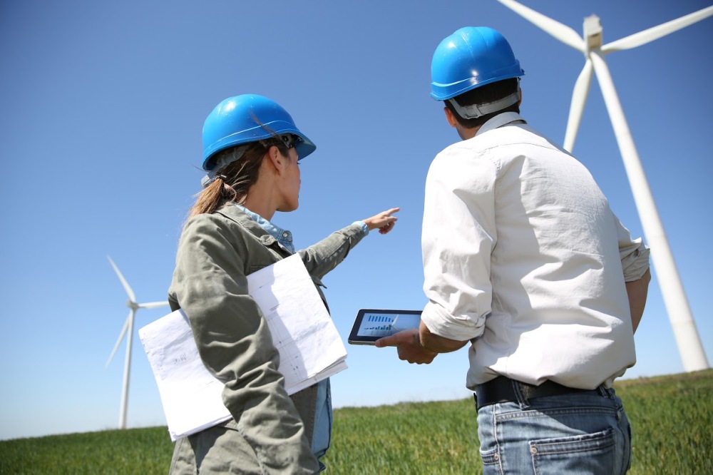 Buena parte de las energías limpias están generando nuevos tipos de empleos./Shutterstock