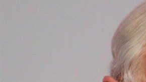 Hickey trató de huir pero fue interceptado por la policía. También tuvo que ser internado por problemas de salud.