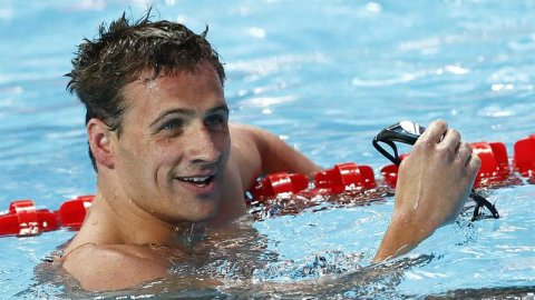 Lochte y otros nadadores no habrían sido asaltados, sino que tuvieron un enfrentamiento con la policía.