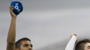 Las Chivas le han dejado un "recuerdito" especial al América en su Centenario.