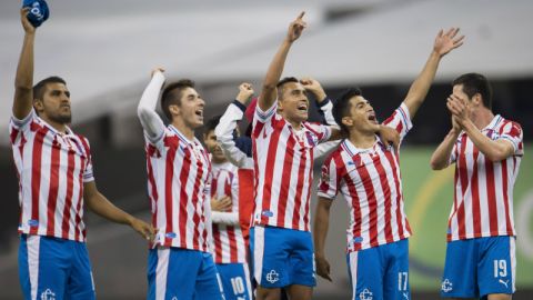 Las Chivas le han dejado un "recuerdito" especial al América en su Centenario.