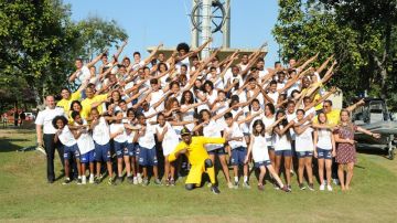 Usain Bolt recibió a los niños de las favelas en el Centro de Educación Física Almirante Adalberto Núñez (Cefan) de Río de Janeiro.