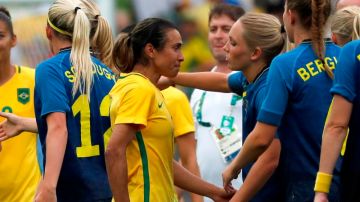 Brasil no pudo ante Suecia. Marta es la imagen de la decepción de un país entero en Río 2016.