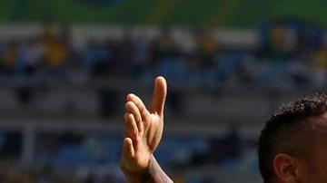 Neymar abrió y cerró la goleada para Brasil sobre Honduras.