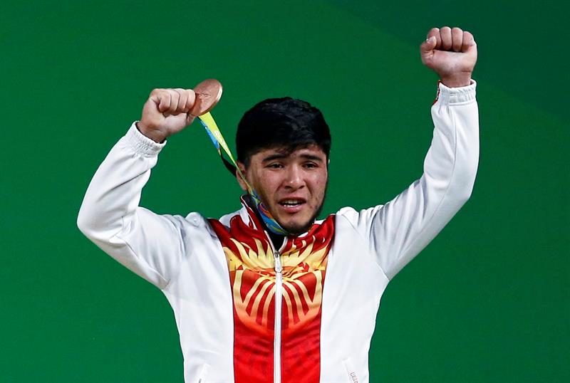 Izzat Artykov, de Kirguizistán, tendrá que devolver su medalla de bronce, por dopaje.