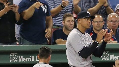 Alex Rodríguez fue abucheado en su última visita al Fenway Park de  Boston.