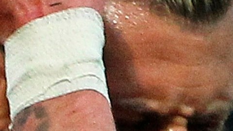 Menez sufre un corte horrible en la oreja en su debut con el Girondins de Burdeaux.