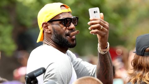 LeBron James dio a conocer la noticia en un perfil de Twitter.