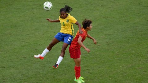 Formiga en acción ante China.