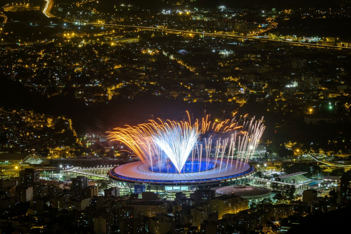 El Estadio Maracaná durante la prueba de fuegos artificiales.