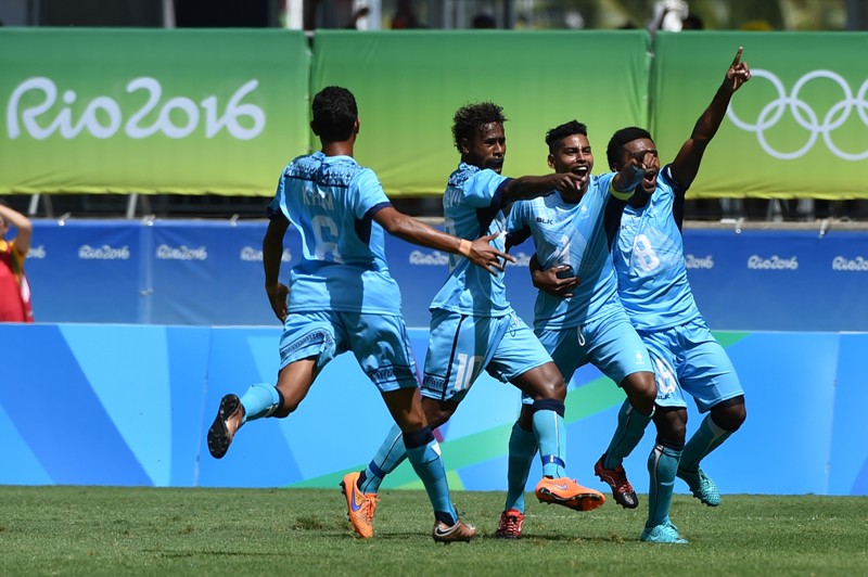 Roy Krishna de Fiyi celebra el gol que le hizo a México en Río 2016. 