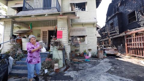 Un total de 41 personas fueron desplazadas por el incendio, incluyendo al menos 10 niños. /AURELIA VENTURA