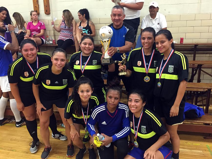 Independiente volvió a derrotar a New Sounder en una final llena de emociones en la rama femenina. /cORTESIA