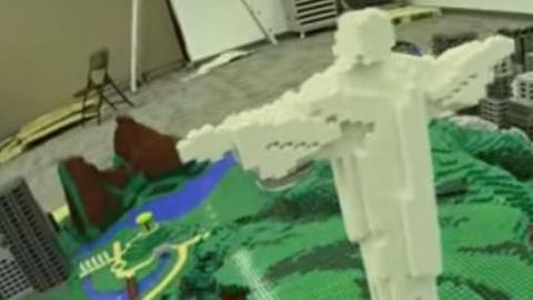 La ciudad de Río de Janeiro con todo y sus sedes olímpicas, recreada con Legos.