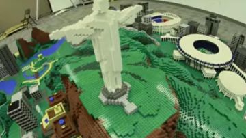 La ciudad de Río de Janeiro con todo y sus sedes olímpicas, recreada con Legos.