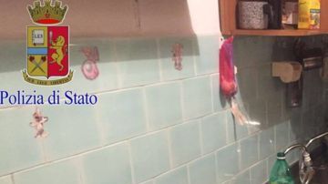 Los vecinos llamaron a la policía de Roma alarmados por los llantos desconsolados que salían del apartamento de Jole y Michele.