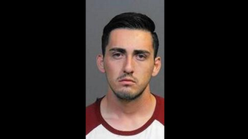 Ramón Iribe, de 23 años, fue arrestado en Costa Mesa.