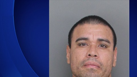 Simón Daniel González, de 38 años, se encuentra detenido bajo cargos de asesinato.