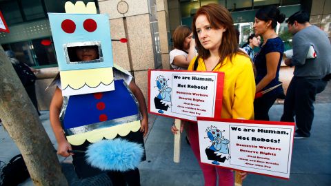 Trabajadoras domésticas protestan en Los Ángeles en pos de derechos laborales. /Archivo