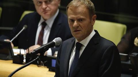 El presidente del Consejo Europeo, Donald Tusk, pronuncia su discurso durante la cumbre para abordar la crisis de los refugiados y la situación de los migrantes, en la sede de la ONU en Nueva York.