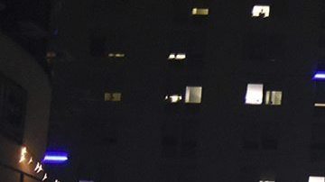 Manifestantes encaran a policías antidisturbios durante las protestas ocurridas en Charlotte.