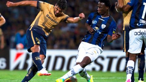 Pumas e Independiente del Valle durante un partido de la pasada edición de la Copa Bridgestone Libertadores.