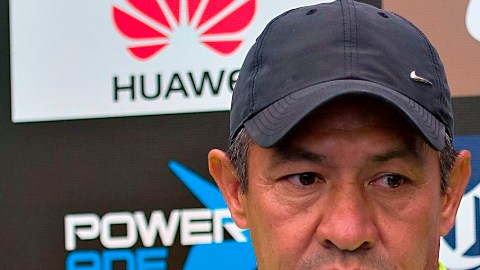 Ignacio Ambriz se va del América por la puerta de atrás.