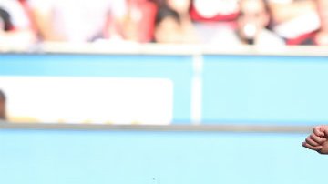 Hernández también aparece en el 11 ideal junto a Marco Fabián.