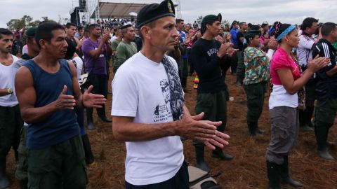 Asistentes a la la Décima Conferencia Guerrillera en la que las FARC ratificarán el acuerdo de paz alcanzado con el Gobierno colombiano. EFE