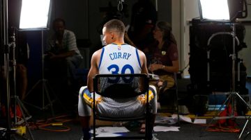 Stephen Curry quiere negociar con los Warriors.