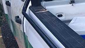 Un vehículo del INM fue atacado para secuestrar a migrantes en Oaxaca.