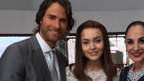 Sebastián Rulli y Angelique Boyer junto a Susana Dosamantes durante las grabaciones de "Tres Veces Ana"