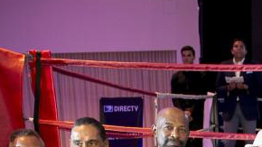 Legendarios boxeadores asistieron a la premiere de ‘Campanazos de Gloria’.