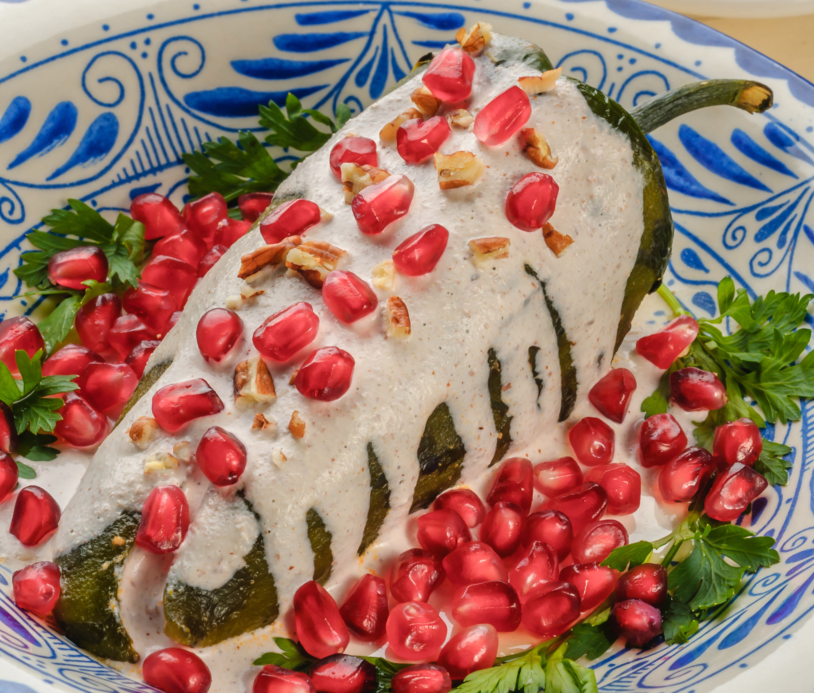 Chiles en nogada, lo que debes saber para preparar este tradicional ...