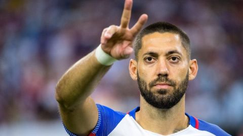 La carrera de Clint Dempsey, un estandarte del fútbol de Estados Unidos, se encuentar súbitamente en pausa.