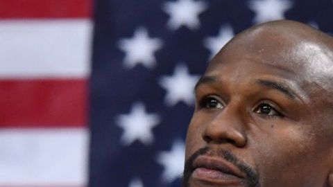 La versión 'oficial' indica que Floyd Mayweather no le llegó al precio a McGregor.