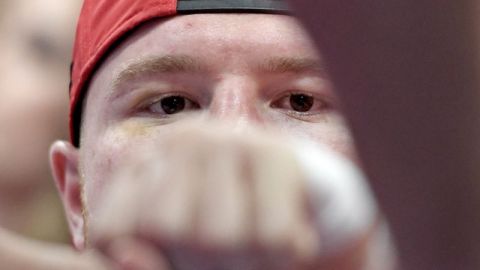 Saúl 'Canelo' Álvarez se encuentra muy confiado de poder ganarle a Liam Smith.